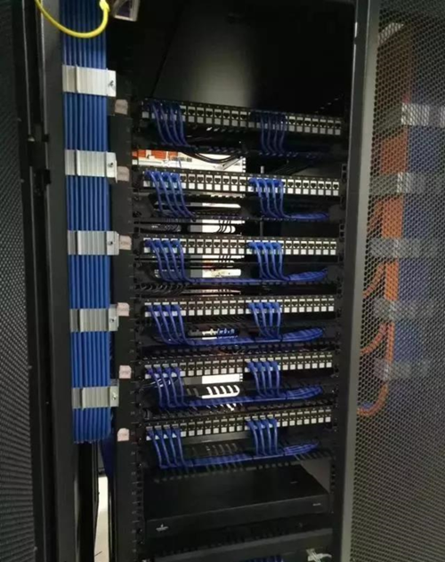 智能化弱電機房工程施工過程圖片,看看同行干的怎么樣?
